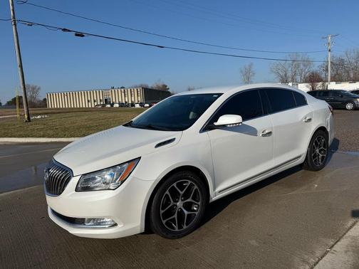 2016 Buick LaCrosse Sport Touring
