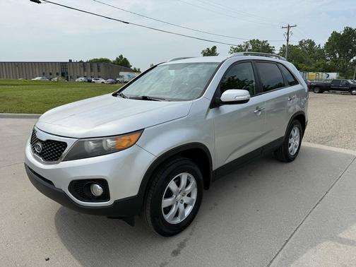 2011 Kia Sorento LX