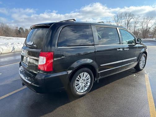 2015 Chrysler Town & Country Limited