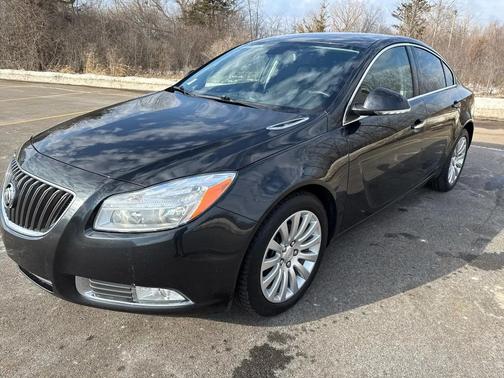 2012 Buick Regal Premium 1