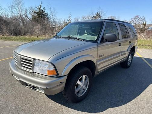 TAN 2001 Oldsmobile Bravada 4dr AWD