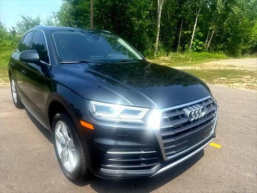 2018 Audi Q5 2.0T Premium Plus