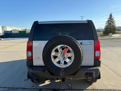 2006 Hummer H3 Base