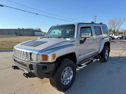 2006 Hummer H3 Base