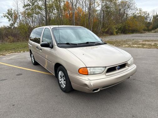 1998 Ford Windstar Base