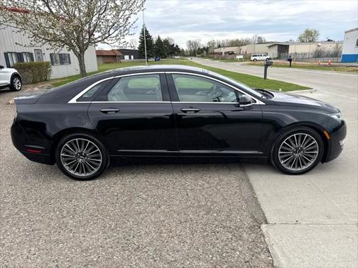 2016 Lincoln MKZ Base