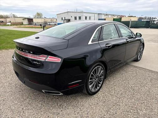 2016 Lincoln MKZ Base