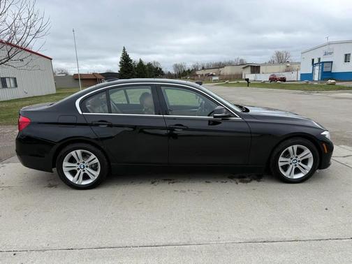 BLACK 2018 BMW 330 xDrive