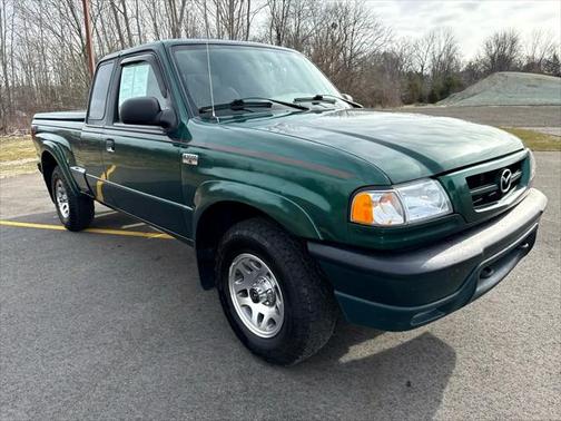 2001 Mazda B3000 B3000 SE Cab Plus 2WD