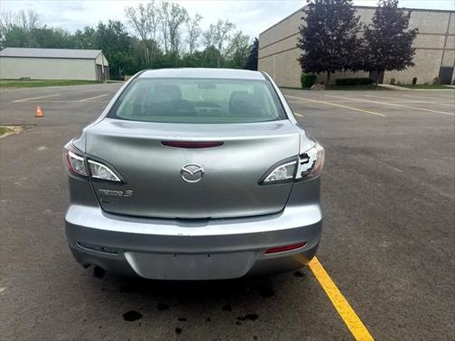 2013 Mazda Mazda3 i SV