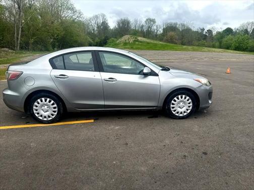 2013 Mazda Mazda3 i SV