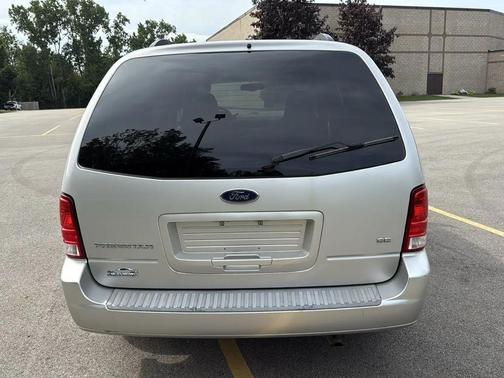 Silver Birch Clearcoat Metallic 2004 Ford Freestar SE