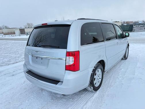 2012 Chrysler Town & Country Touring