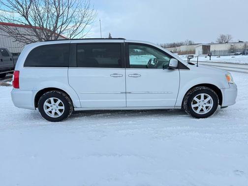 2012 Chrysler Town & Country Touring
