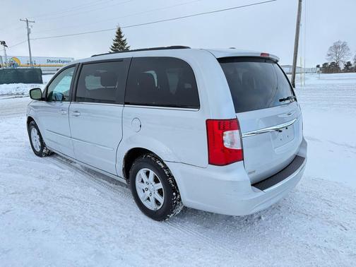 2012 Chrysler Town & Country Touring