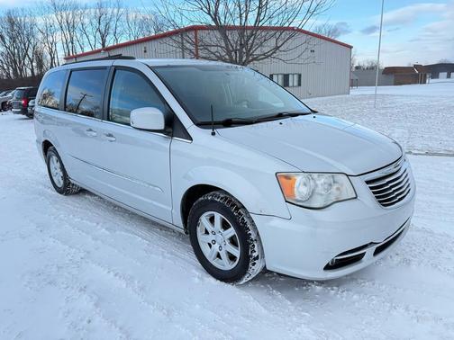 2012 Chrysler Town & Country Touring