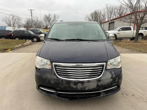 2016 Chrysler Town & Country Limited