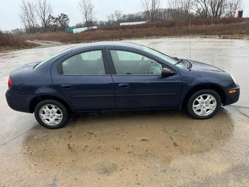 2005 Dodge Neon SXT