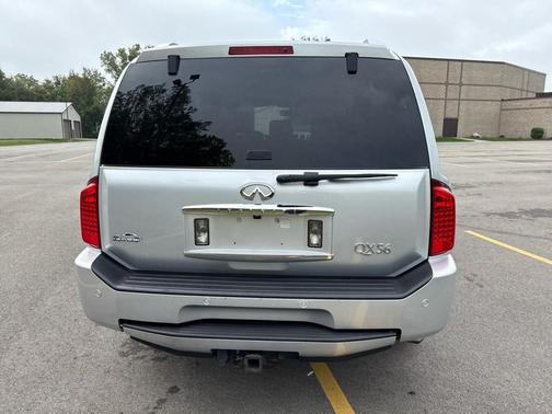 2010 INFINITI QX56 Base