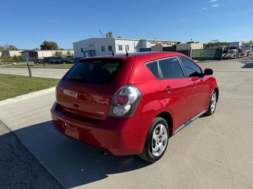 2009 Pontiac Vibe Base