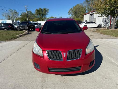 2009 Pontiac Vibe Base