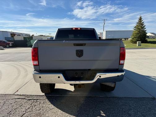 2018 RAM 2500 Tradesman Crew Cab 4x4 6'4' Box