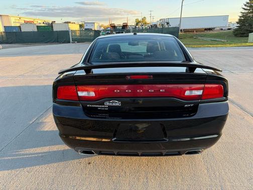 2014 Dodge Charger SXT