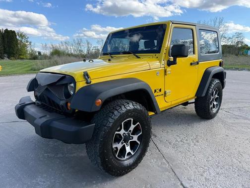 YELLOW 2008 Jeep Wrangler X
