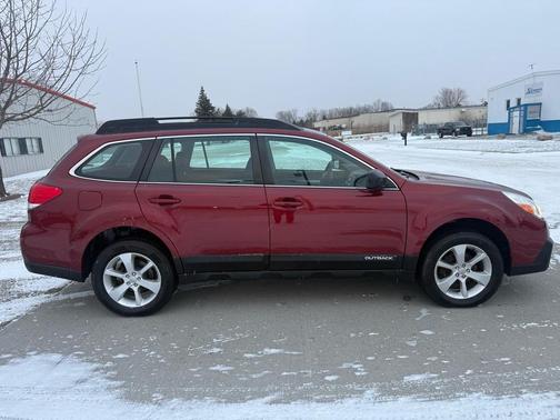 2014 Subaru Outback 2.5i