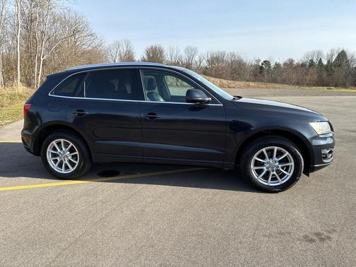 2012 Audi Q5 2.0T Premium Plus