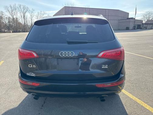 2012 Audi Q5 2.0T Premium Plus