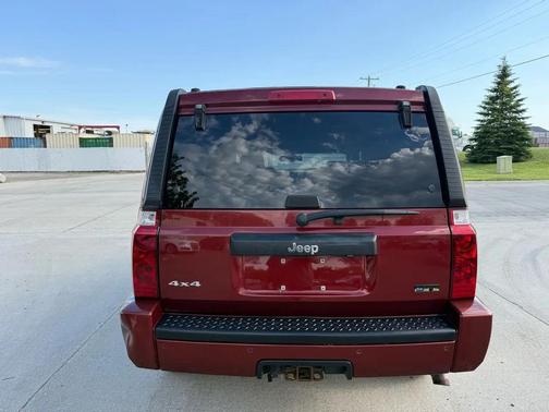 BURGUN 2007 Jeep Commander Sport