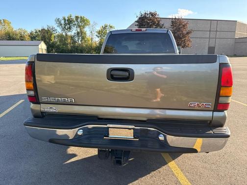 2007 GMC Sierra 2500 SLE2 H/D Crew Cab