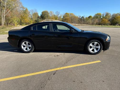 2012 Dodge Charger SE