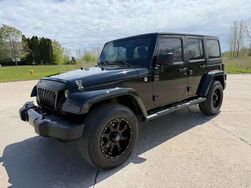 Black Clearcoat 2013 Jeep Wrangler Unlimited Sahara