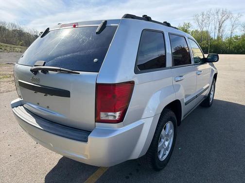 Bright Silver Metallic Clearcoat 2009 Jeep Grand Cherokee Laredo