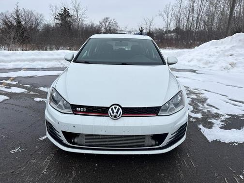 2016 Volkswagen Golf GTI 2.0T S 4-Door