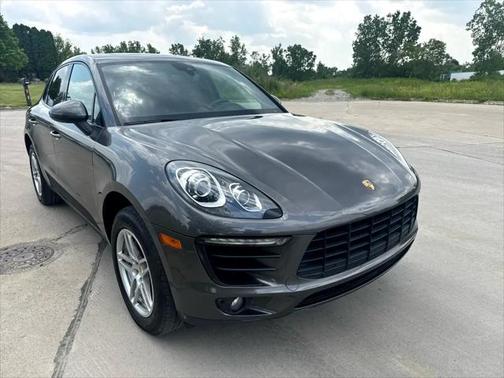 2018 Porsche Macan Base