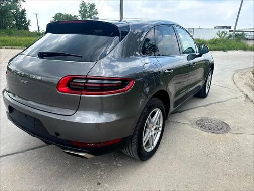 2018 Porsche Macan Base