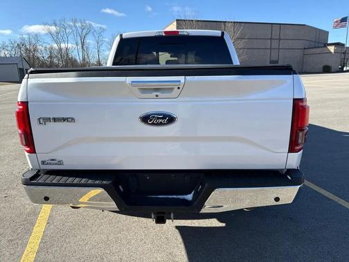 WHITE 2015 Ford F-150 Lariat