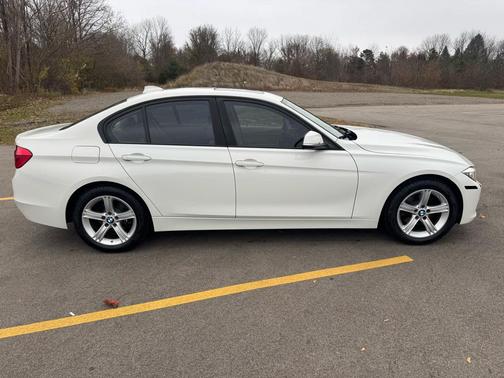 2014 BMW 328 328i xDrive Sedan