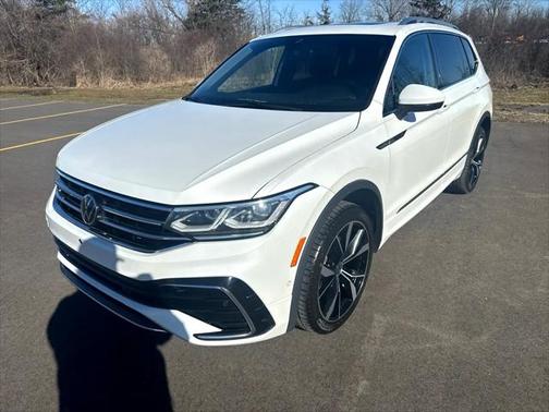 2022 Volkswagen Tiguan 2.0T SEL R-Line 4MOTION