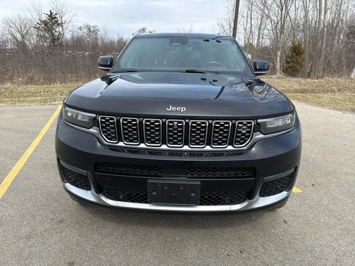 Diamond Black Crystal Pearl 2022 Jeep Grand Cherokee L Summit