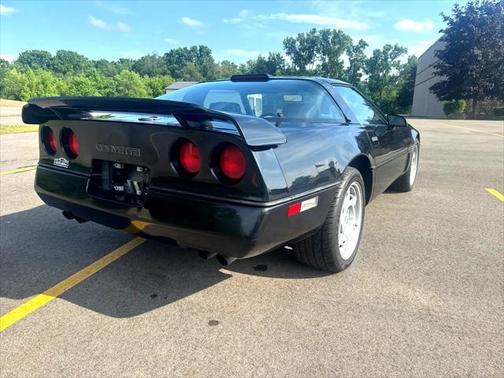 1990 Chevrolet Corvette Base