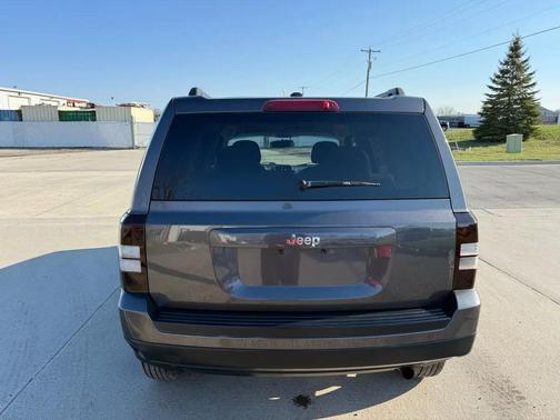 2017 Jeep Patriot Sport