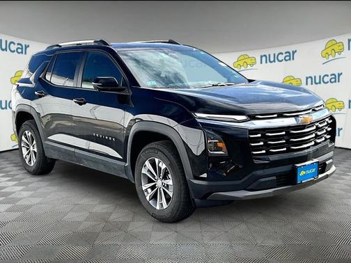 Mosaic Black Metallic 2025 Chevrolet Equinox LT