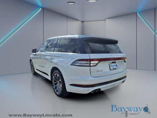 Pristine White Metallic Tri-Coat 2023 Lincoln Aviator Grand Touring AWD