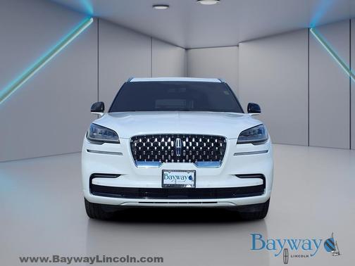 Pristine White Metallic Tri-Coat 2023 Lincoln Aviator Grand Touring AWD