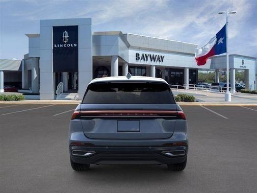 Whisper Blue Metallic Clearcoat 2026 Lincoln Nautilus Premiere