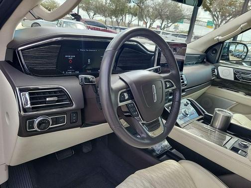 2020 Lincoln Navigator Black Label